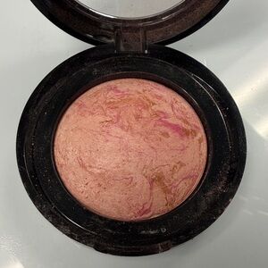 Laura Geller baked blush n brighten pink butter cream